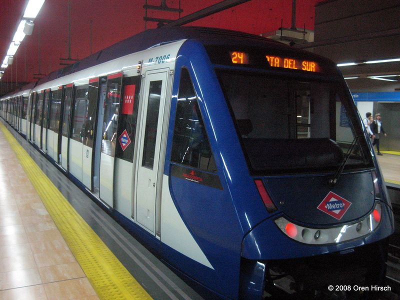 Madrid Metro Breda 7000 Series | Oren's Transit Page
