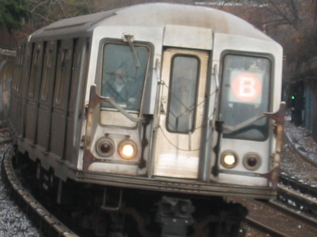 MTA New York City Subway: R68/A & R142 (B) (D) (4) Trains @ 161st Street- Yankee Stadium 