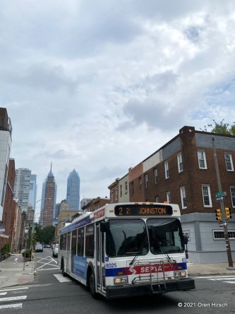 New Flyer D40LF 8025
